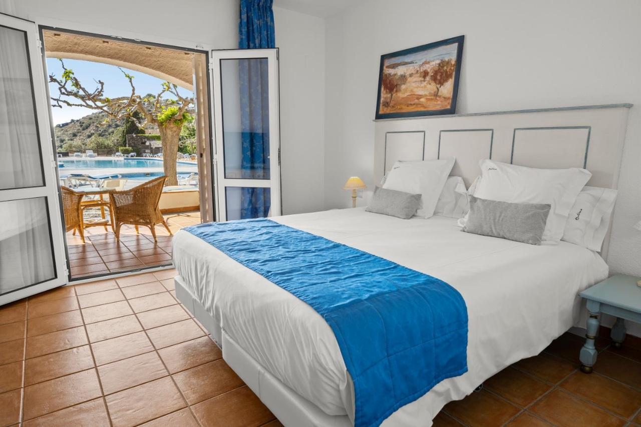 Hotel Calina Cadaqués Exteriör bild