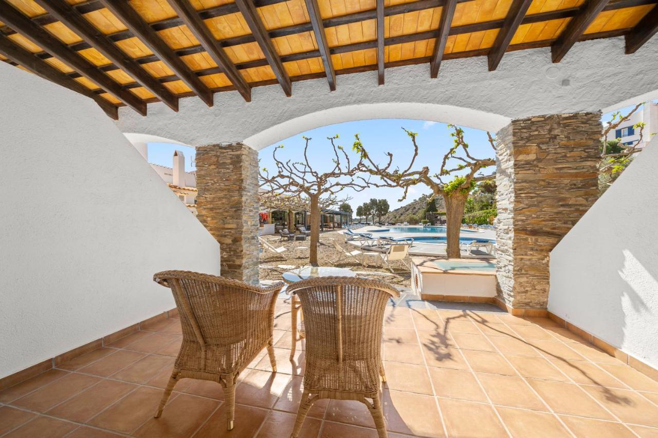Hotel Calina Cadaqués Exteriör bild