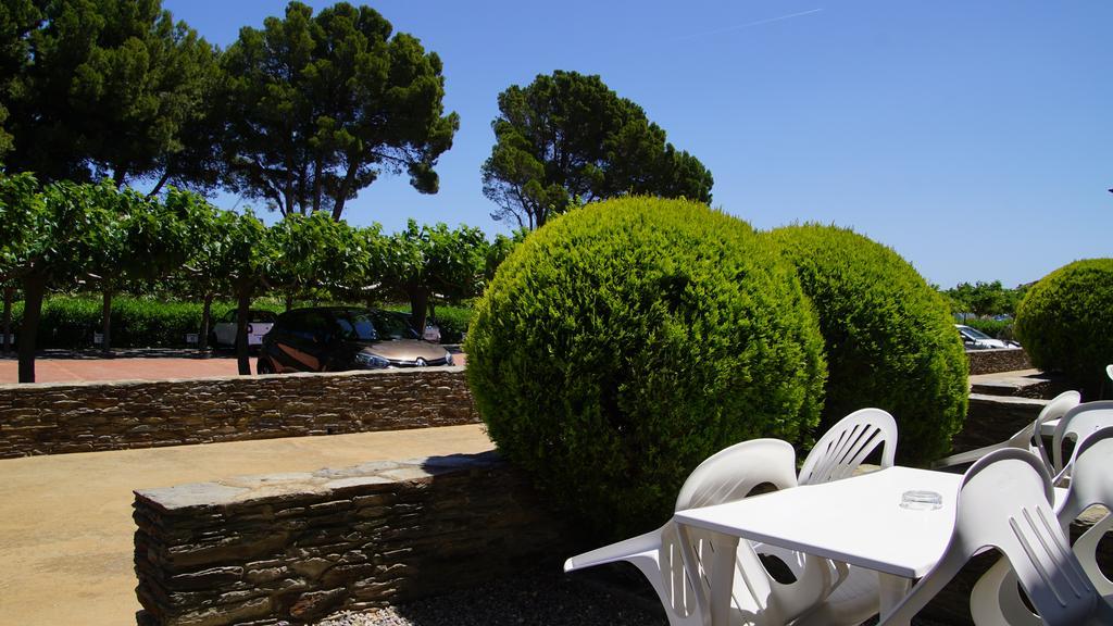 Hotel Calina Cadaqués Exteriör bild