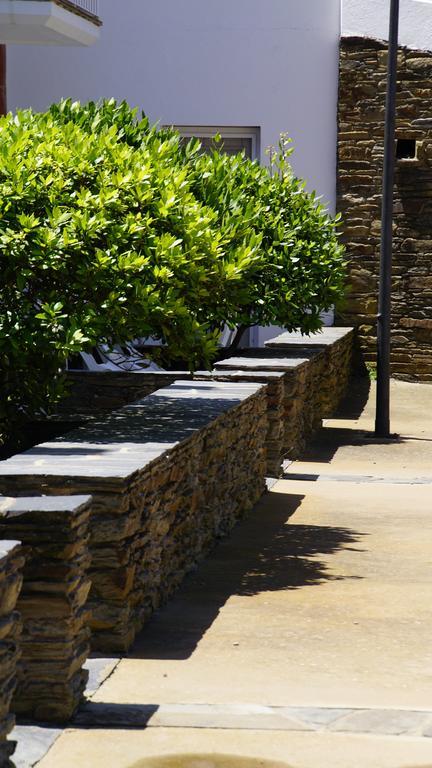 Hotel Calina Cadaqués Exteriör bild