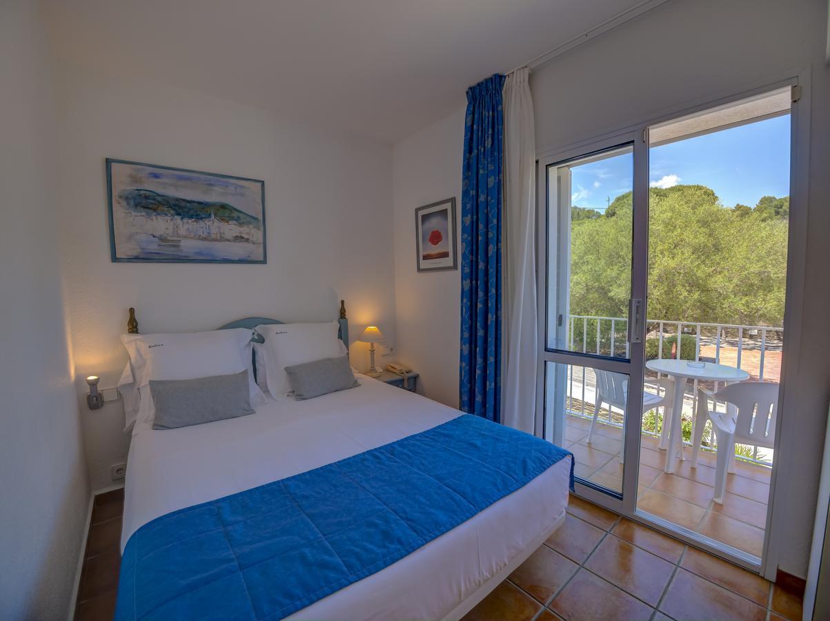 Hotel Calina Cadaqués Exteriör bild