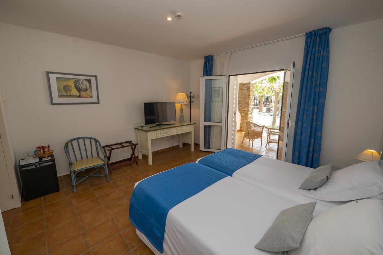 Hotel Calina Cadaqués Exteriör bild