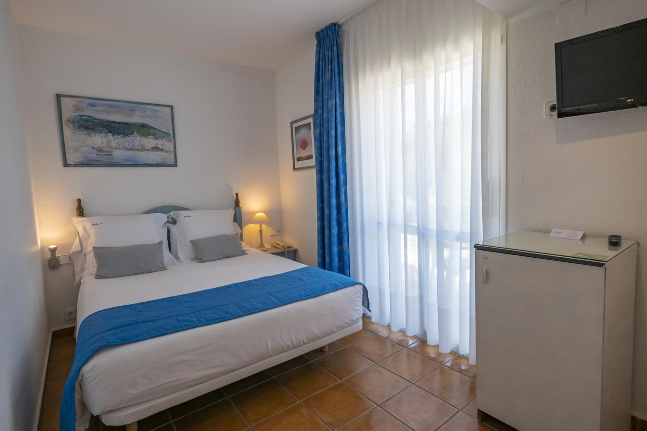 Hotel Calina Cadaqués Exteriör bild